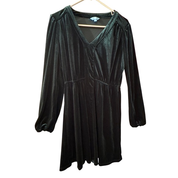Draper James Dresses & Skirts - Draper James RSVP Green Velvet Mini Dress V-Neck Long Sleeve Emerald Women's M